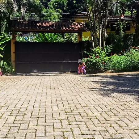 Casa Maravilhosa com Piscina Praia da Fortaleza - Ubatuba - Brasil-3